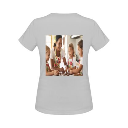 Baking Mother Women's T-shirt - Image 12